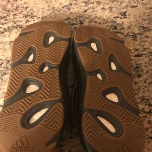 Men’s yeezy geode size 11.5